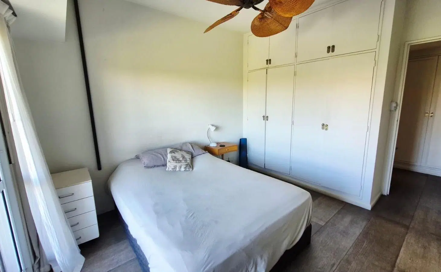 Venta 2 ambientes en Palermo piso alto con balcón pasante, cochera y baulera 5