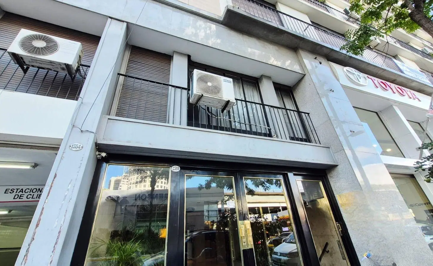 Venta departamento Recoleta 4 ambientes con terraza, dependencia, cochera y vigilancia 4