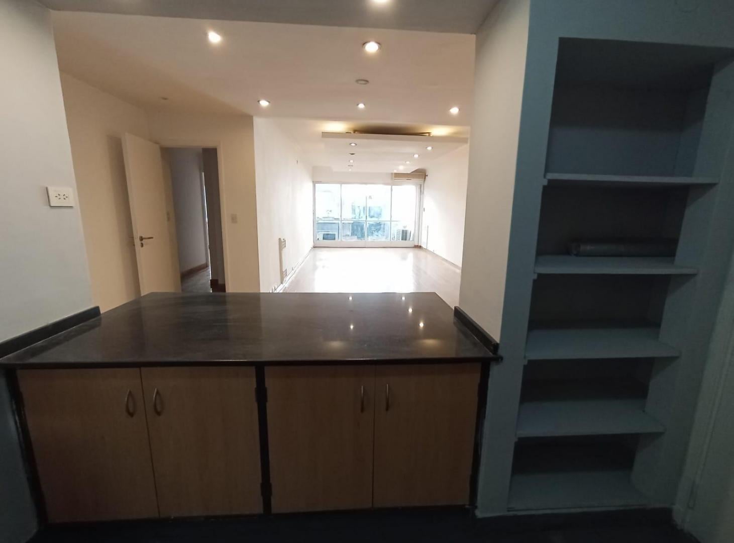 Foto de Departamento 3 ambientes con dep. y balcón en Recoleta, imagen 3