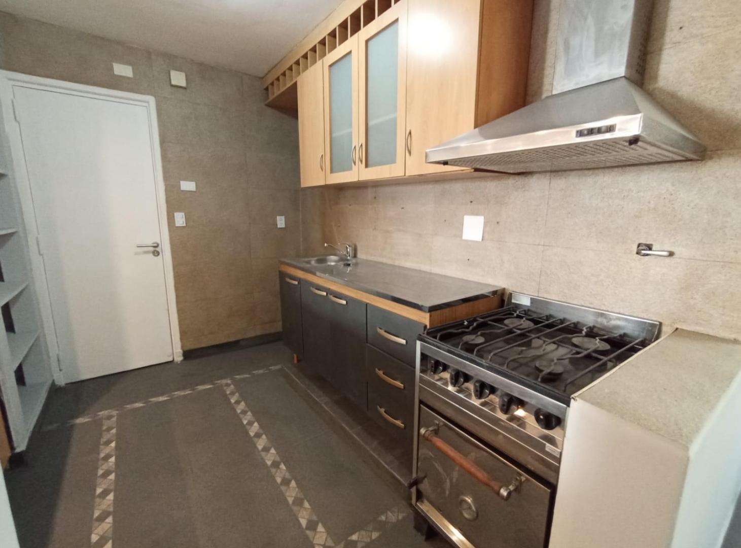 Foto de Departamento 3 ambientes con dep. y balcón en Recoleta, imagen 5