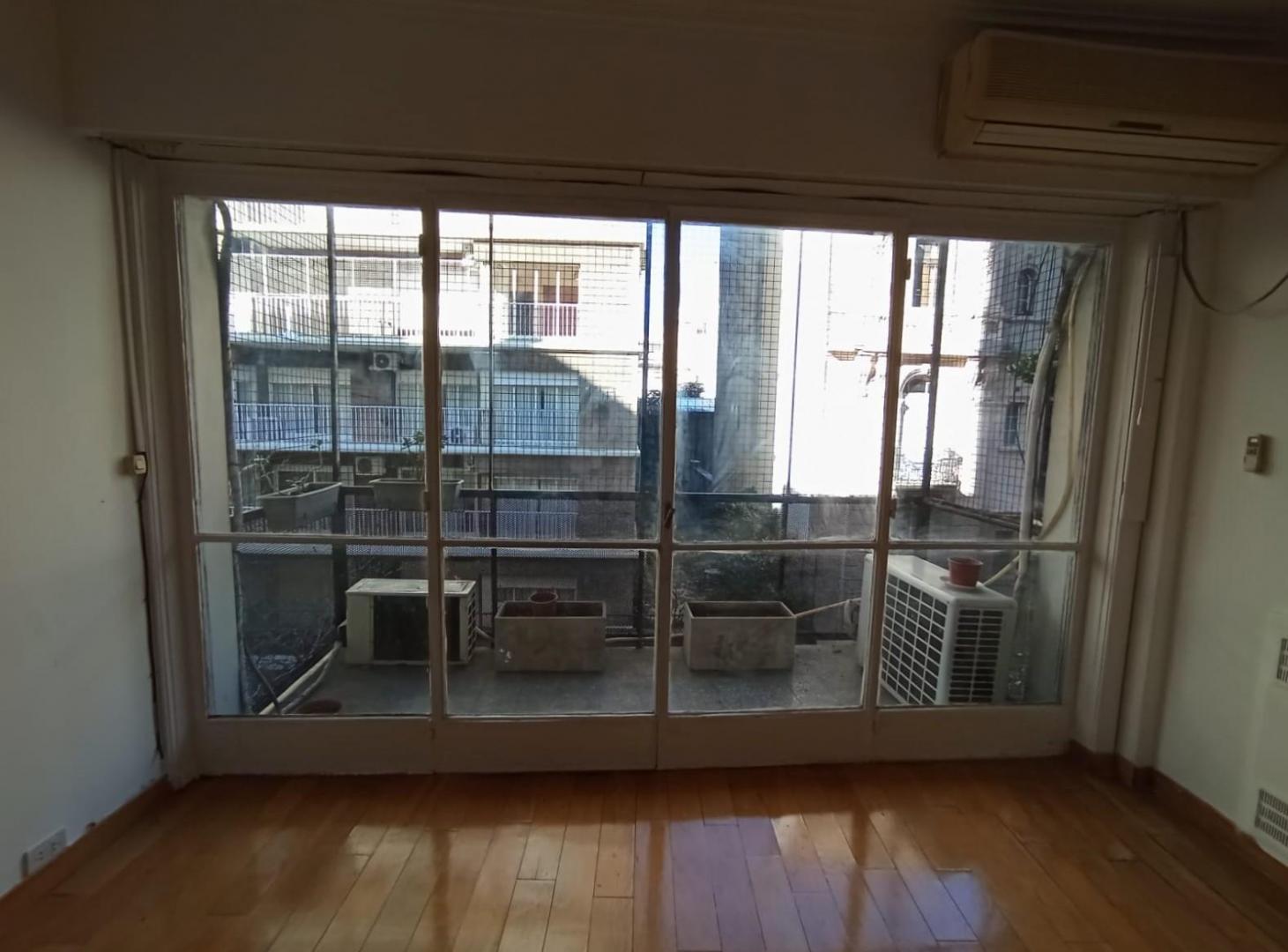 Foto de Departamento 3 ambientes con dep. y balcón en Recoleta, imagen 2