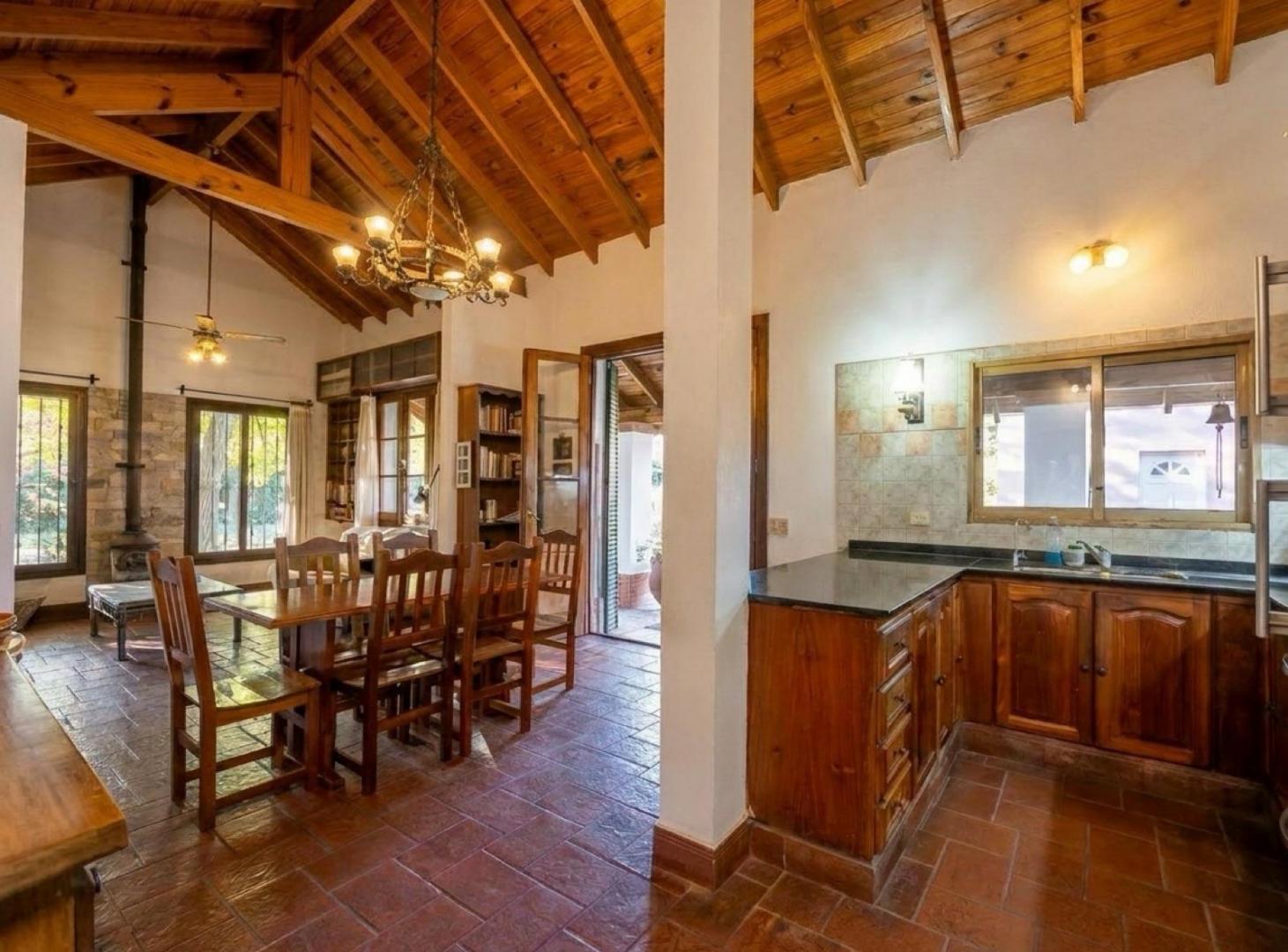 Foto de Casa única en parque de 5.040 m² con potencial de subdivisión – Ideal, imagen 1