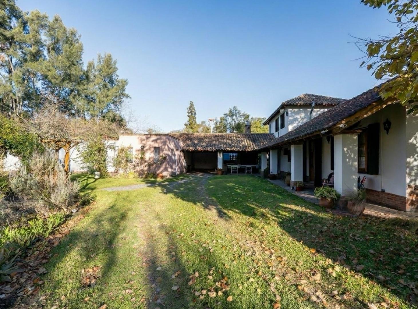 Foto de Casa única en parque de 5.040 m² con potencial de subdivisión – Ideal, imagen 2