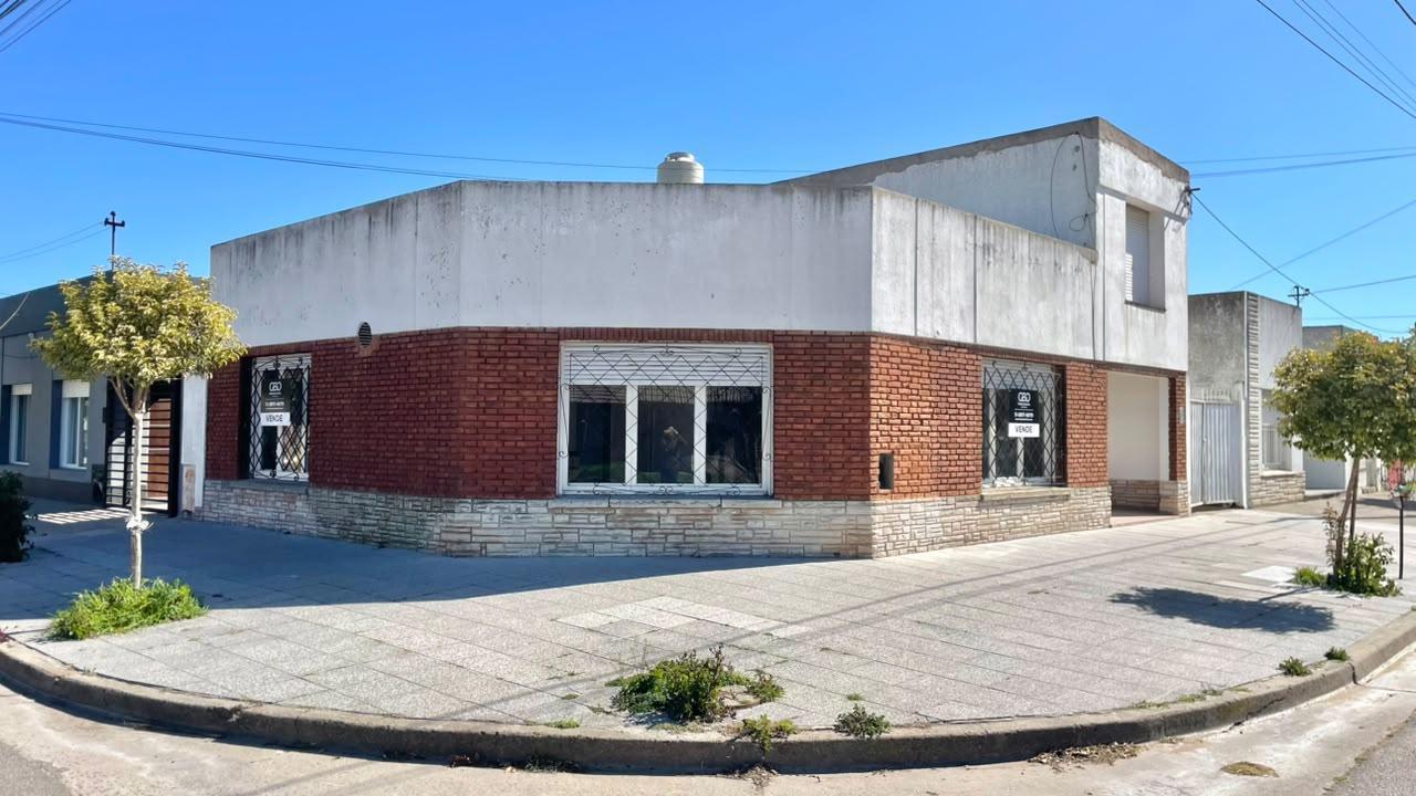 Foto de Casa en venta en Tres Arroyos, imagen 1