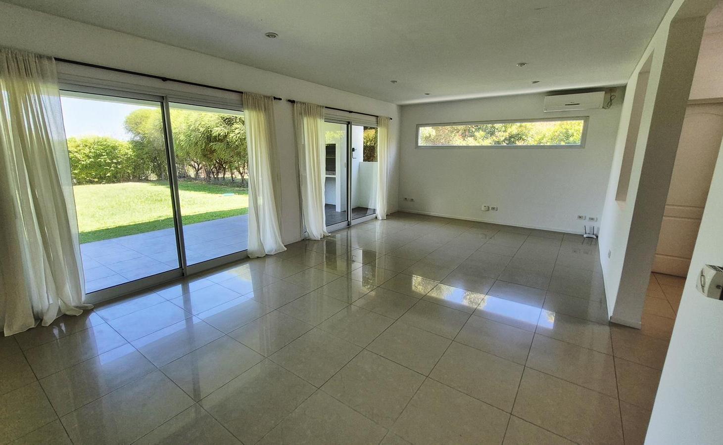 Foto de Venta Casa 3 dormitorios mas dependencia Barrio Los Alisos, Nordelta, imagen 5