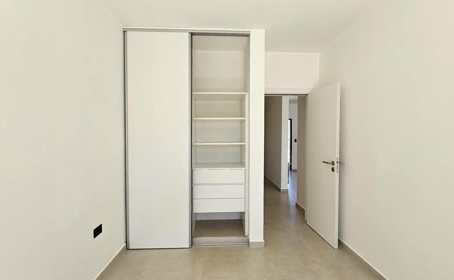Foto de ALQUILER Duplex en Docta 2 dormis, 2 baños COCHERA., imagen 4