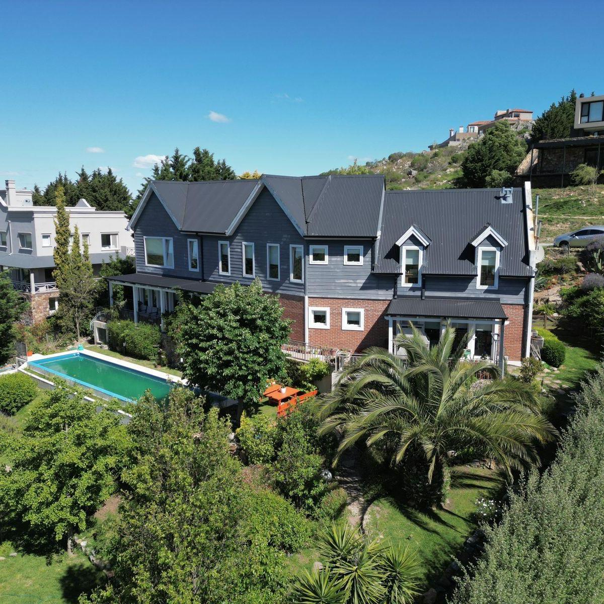 Exclusiva Casa con Piscina en Country Valle de Tandil Golf Club 5