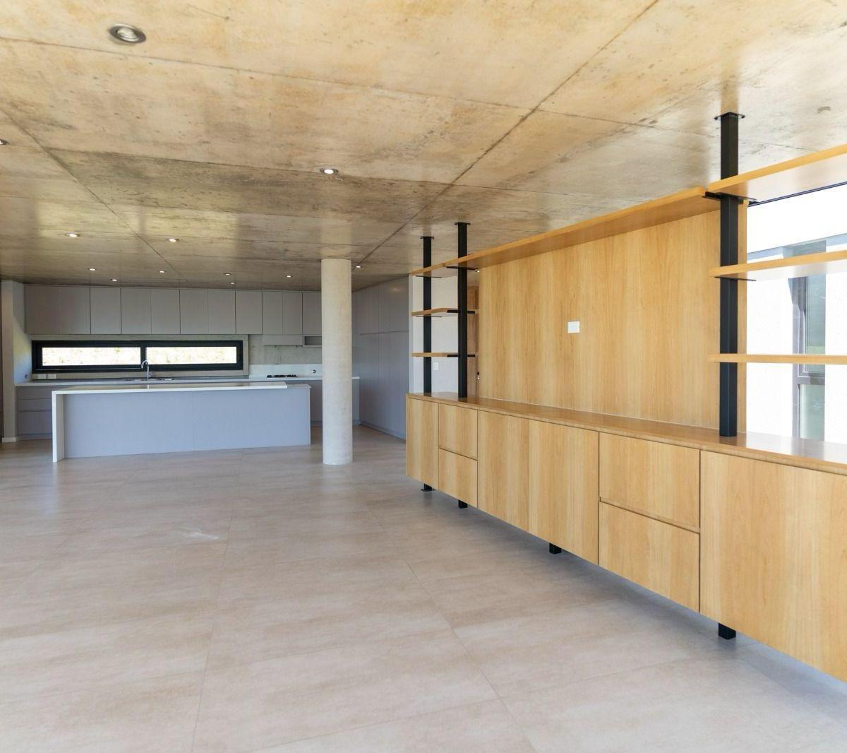 Exclusiva Casa a Estrenar Country Valle de Tandil Golf Club 1