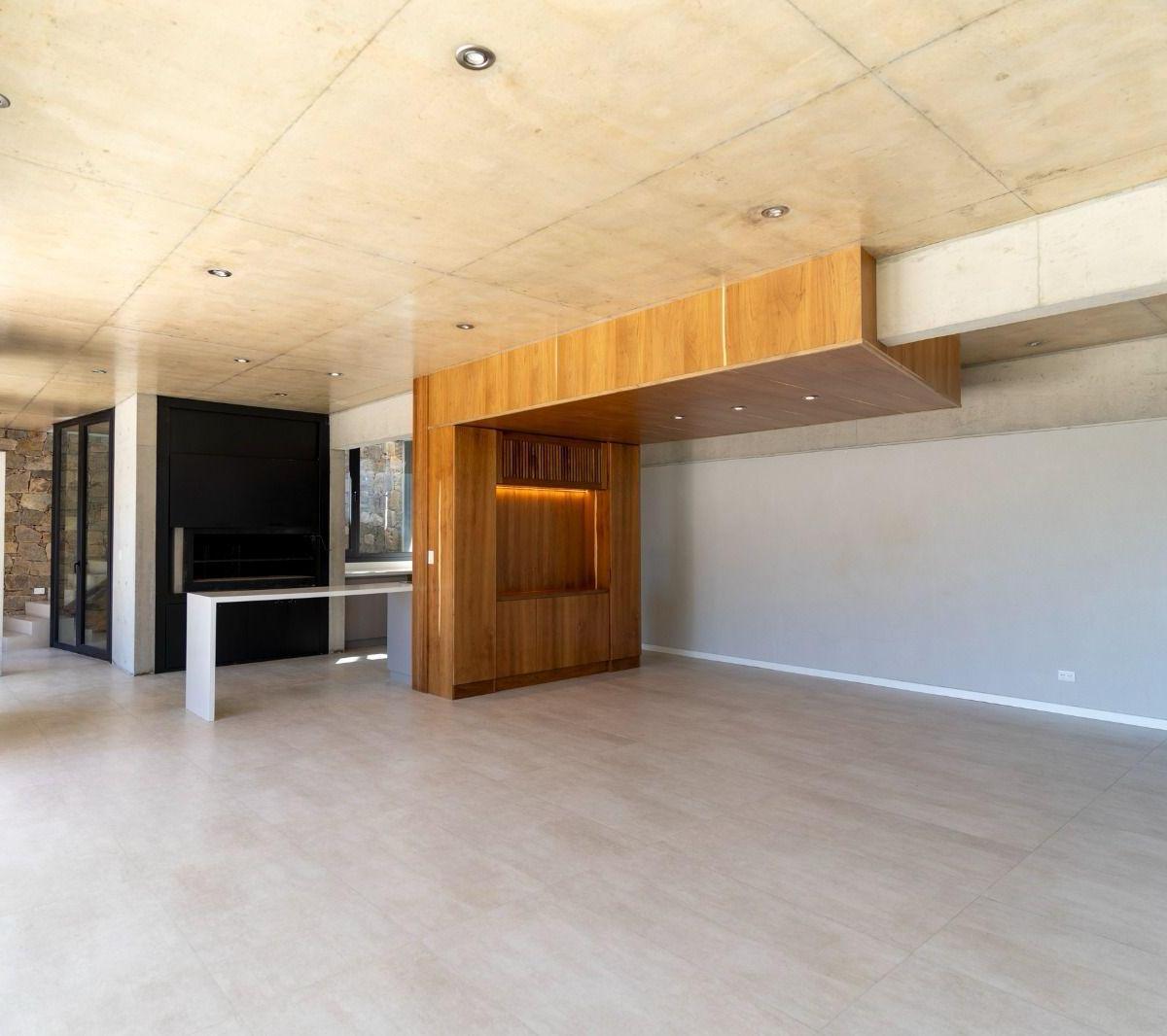 Exclusiva Casa a Estrenar Country Valle de Tandil Golf Club 5