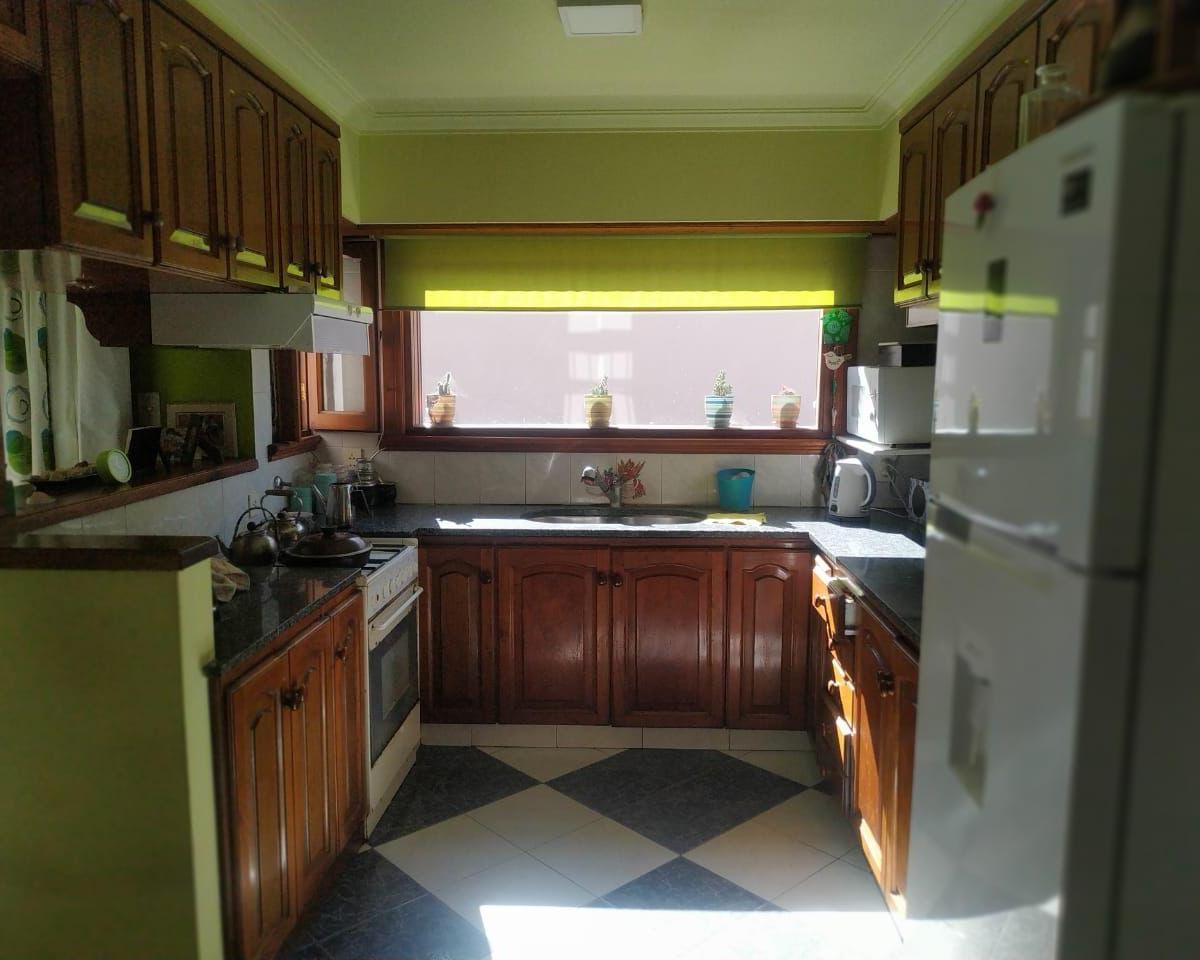 Amplio Chalet Cuatro Dormit Apto Crédito en Venta 4