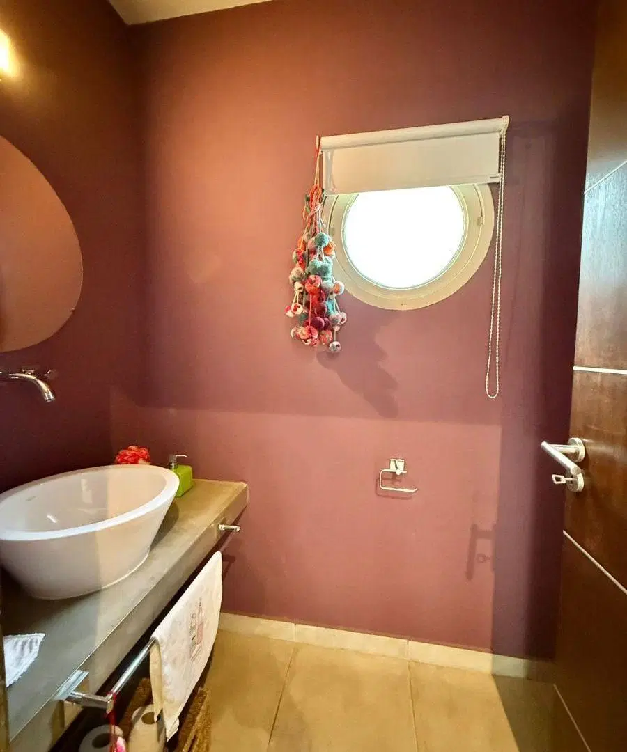 EXCELENTE CASA DE CATEGORÍA 280M2 TRES DORMIT PILETA QUINCHO EN VENTA 1