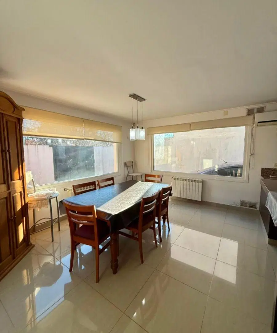 EXCELENTE CASA AMPLIAS DIMENSIONES QUINCHO PILETA ZONA RESIDENCIAL UNCAS EN VENTA 3