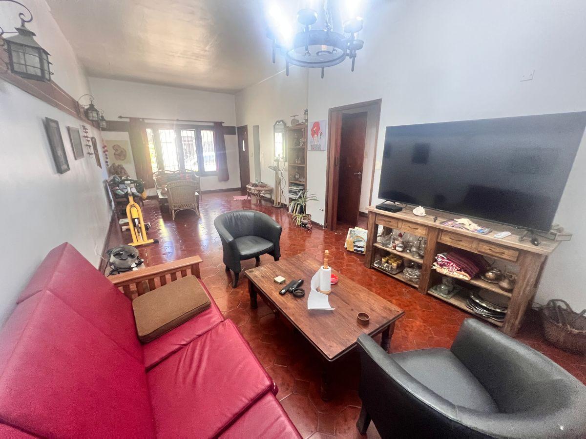 Foto de Hermoso chalet a cuadras de la Av. Maipú, imagen 3