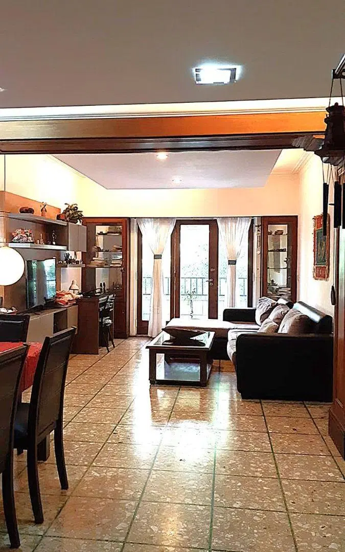 Hermoso departamento de 3 ambientes con balcón terraza en Plaza Colón. 4