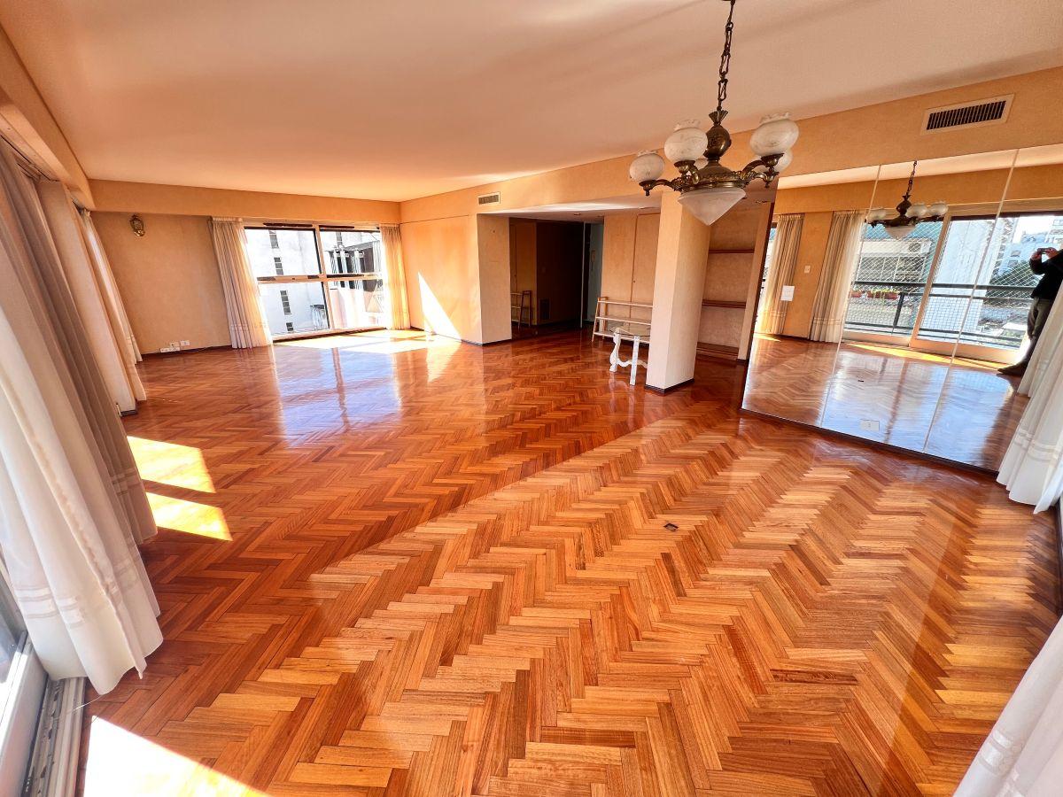Foto de Exclusivo piso de 5 ambientes con dependencia en la mejor zona de, imagen 1