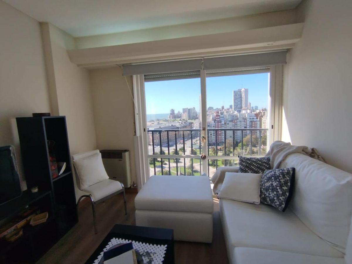 Foto de Departamento de 3 ambientes con vistas panorámicas al mar., imagen 3