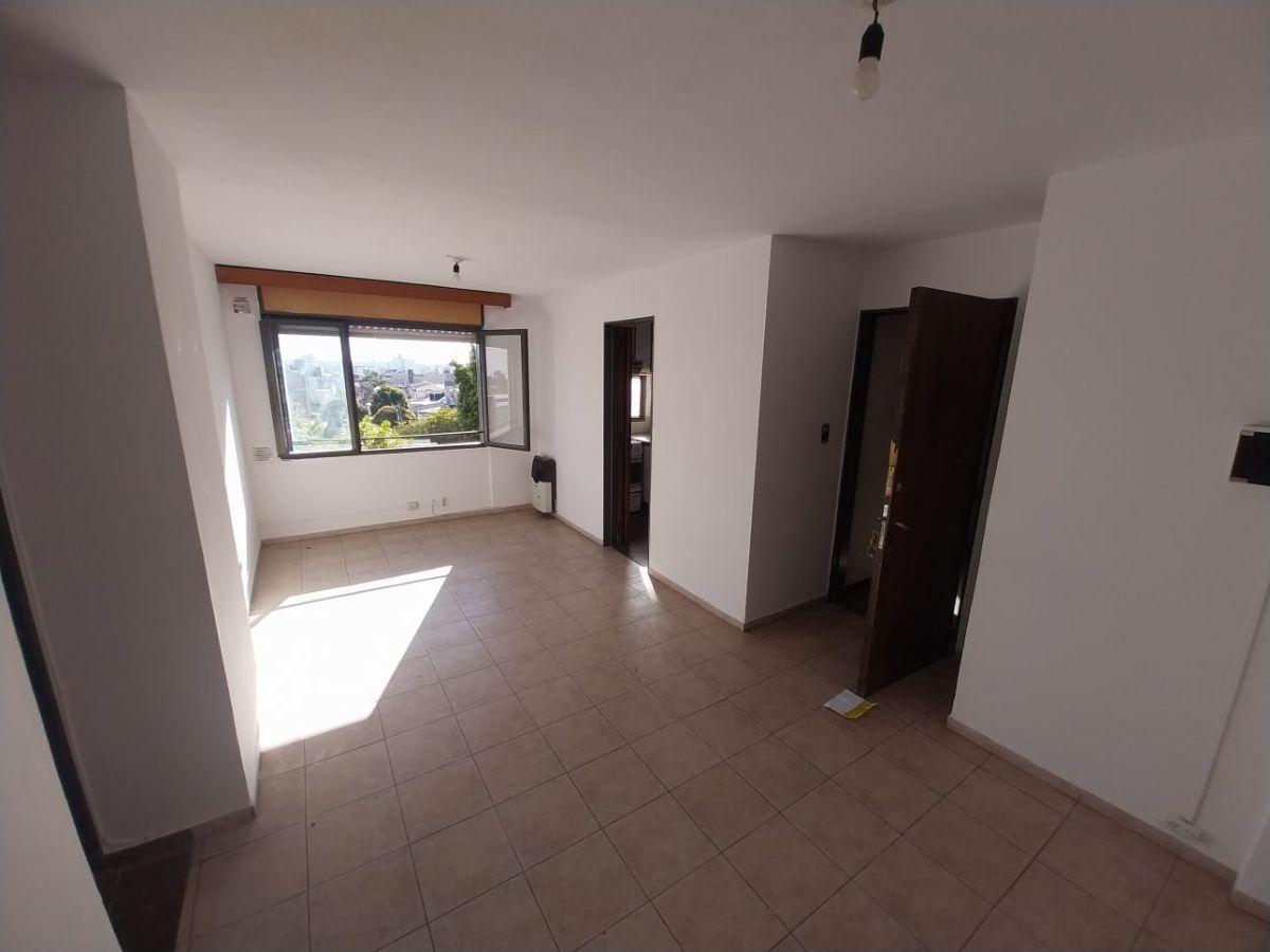 Foto de Departamento venta Alto Alberdi 2 dormitorios zona Duarte Quiros, imagen 2