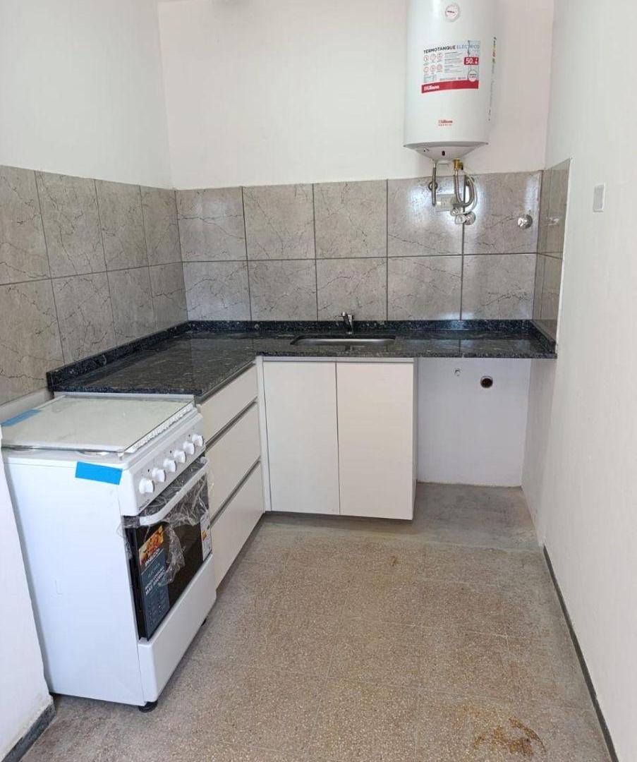 Alquiler departamento 2 dormitorios sobre Av. Fuerza Aerea Ruta 20