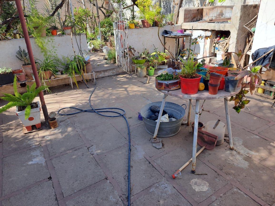 Vendo Casa en Macrocentro Oeste 5