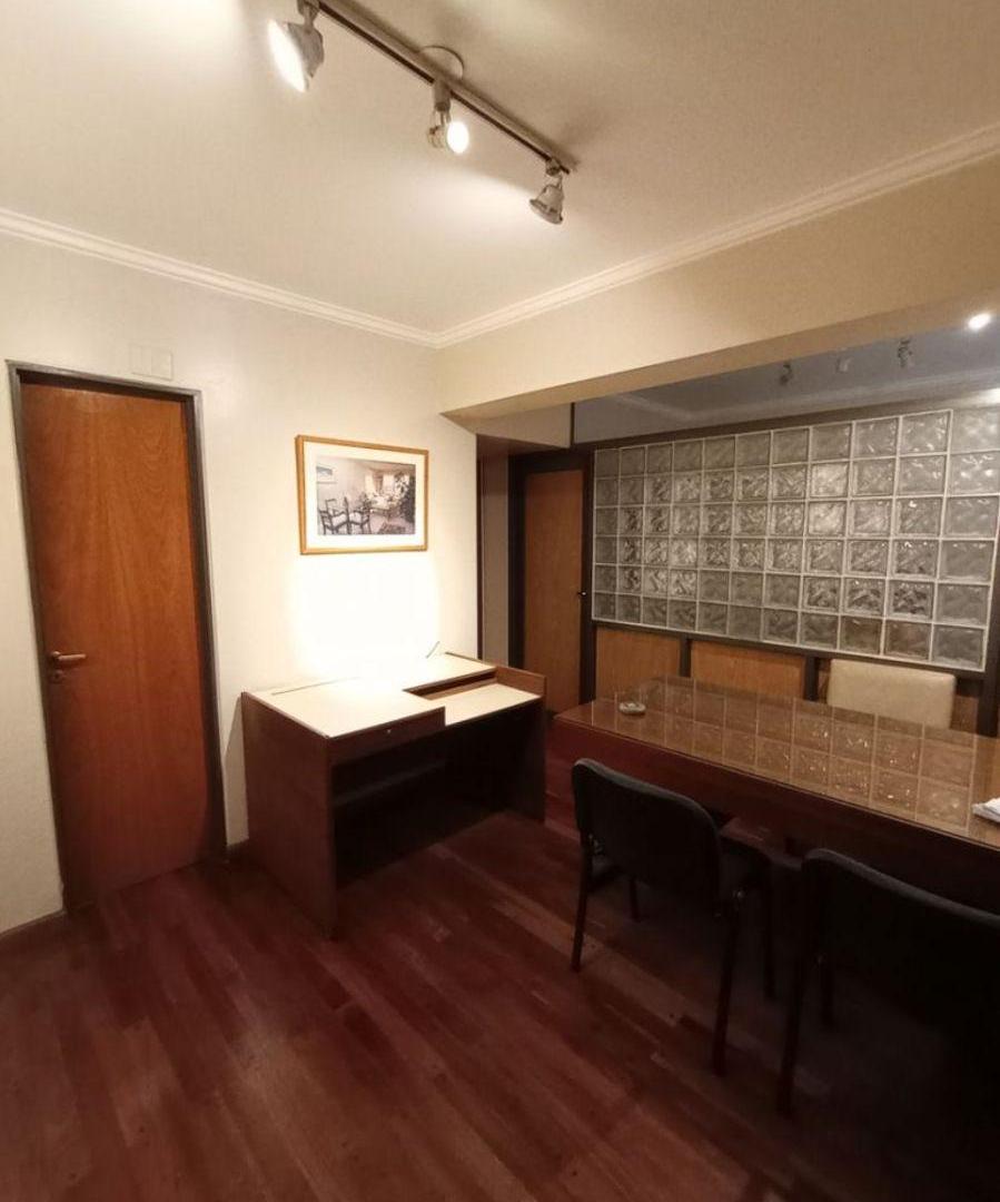 Foto de OFICINA EN VENTA - CIUDAD DE MENDOZA, imagen 3