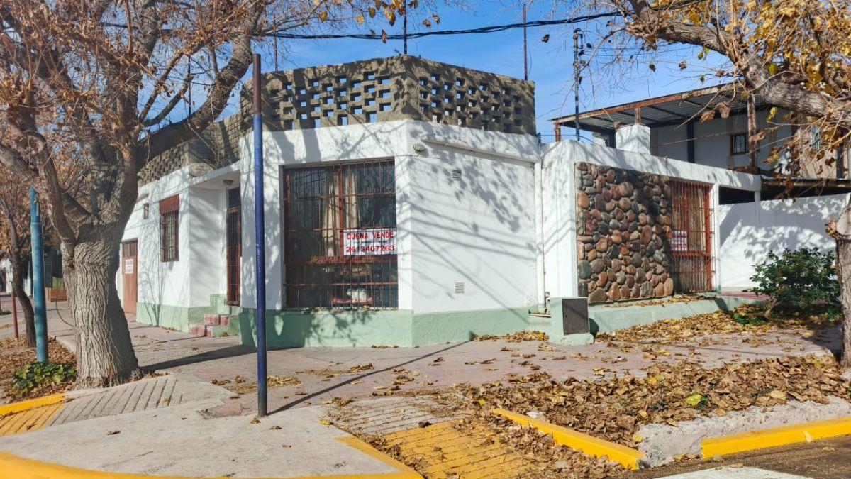 Foto de CASA DE 4 DORMITORIOS | Godoy Cruz, imagen 1
