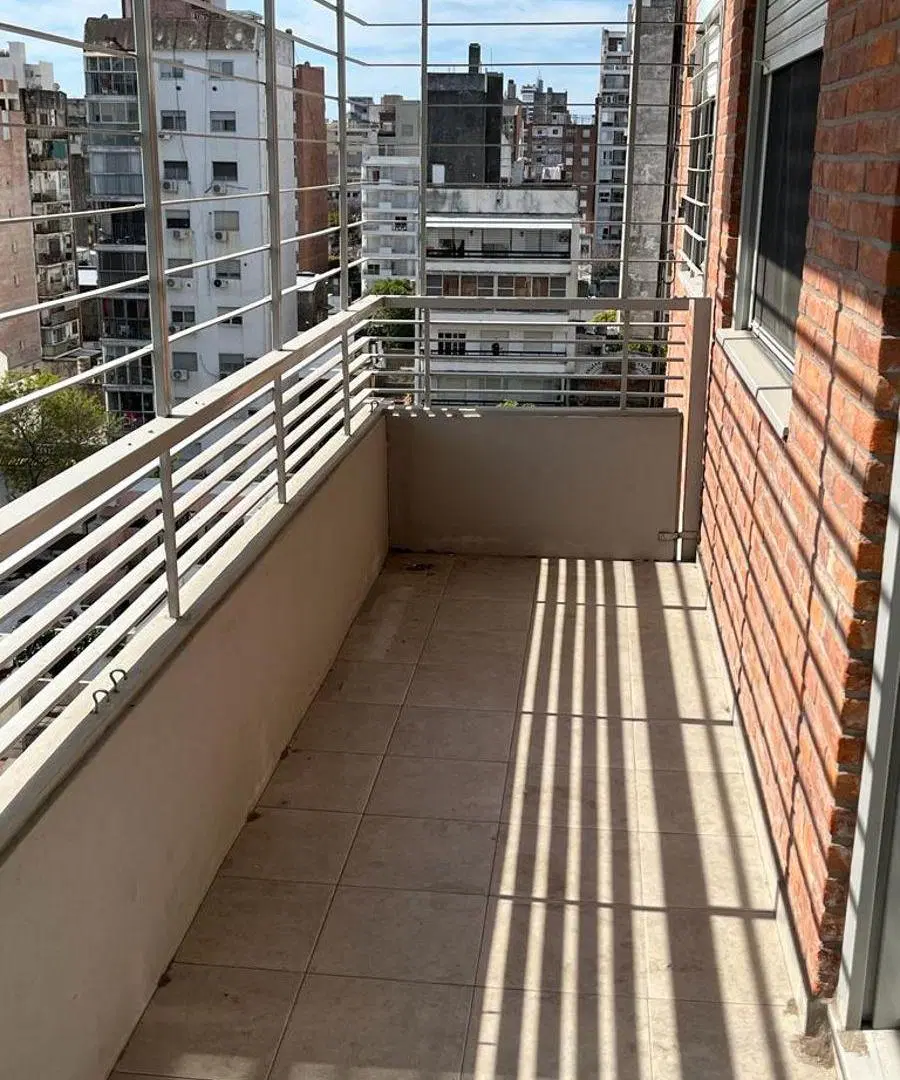 Departamento de 2 dormitorios en alquiler – Corrientes 1500 2