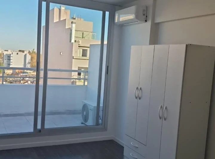 Monoambiente con Balcon tza como a estrenar 5
