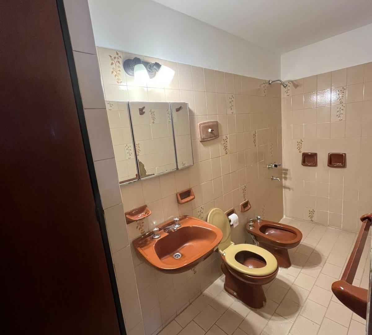 Foto de Departamento en Alquiler - 1 Dormitorio sobre Av. Vélez Sársfield, imagen 5