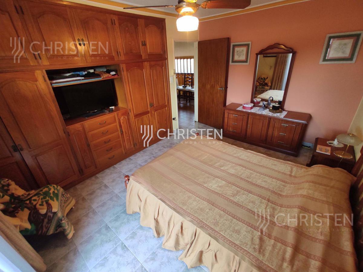 Foto de Venta Casa 3 habitaciones patio galería asador y cochera pasante Maria, imagen 2