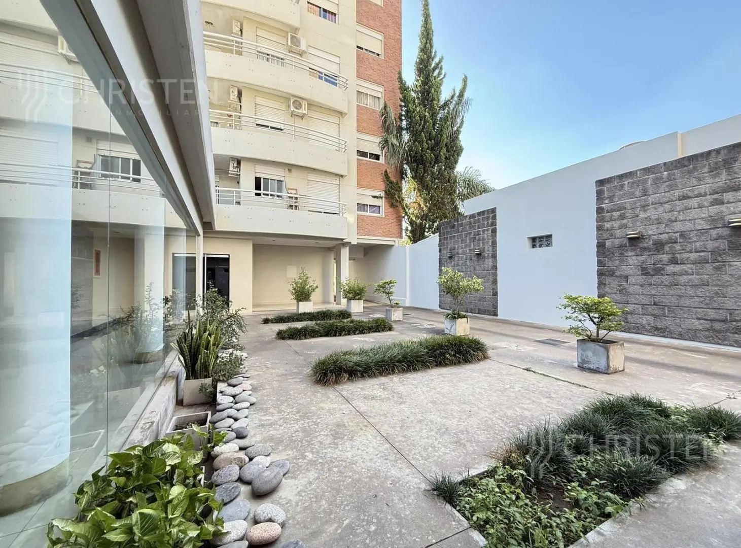 Departamento con cochera en ALQUILER 3