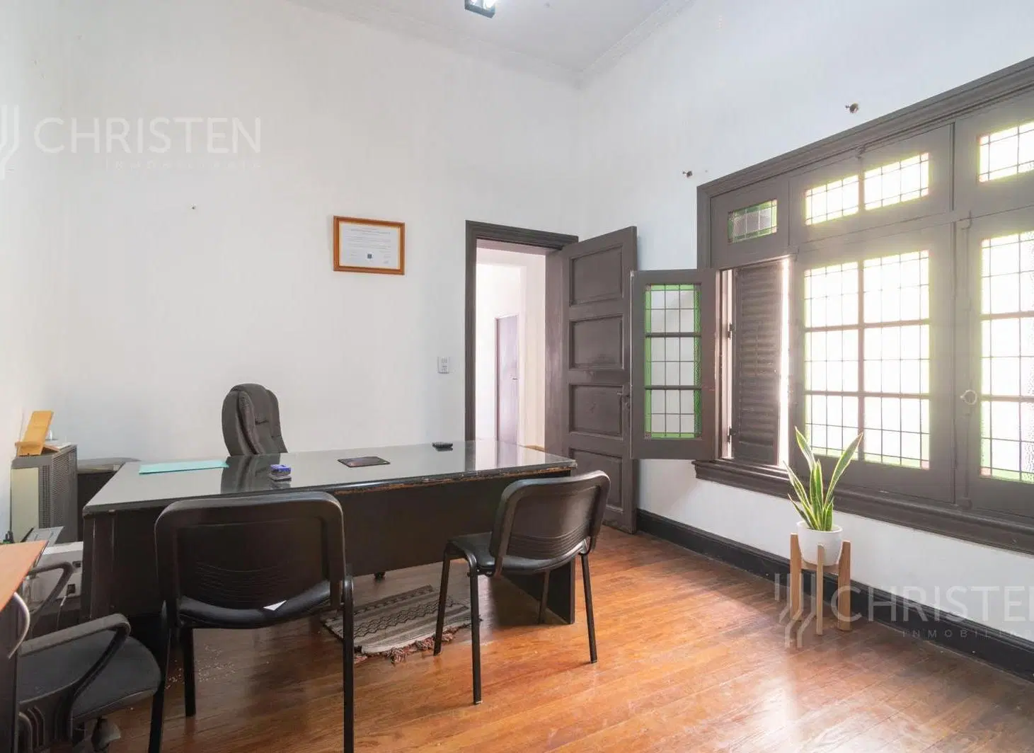 Casa en planta baja - PH sobre Bv. Pellegrini 2