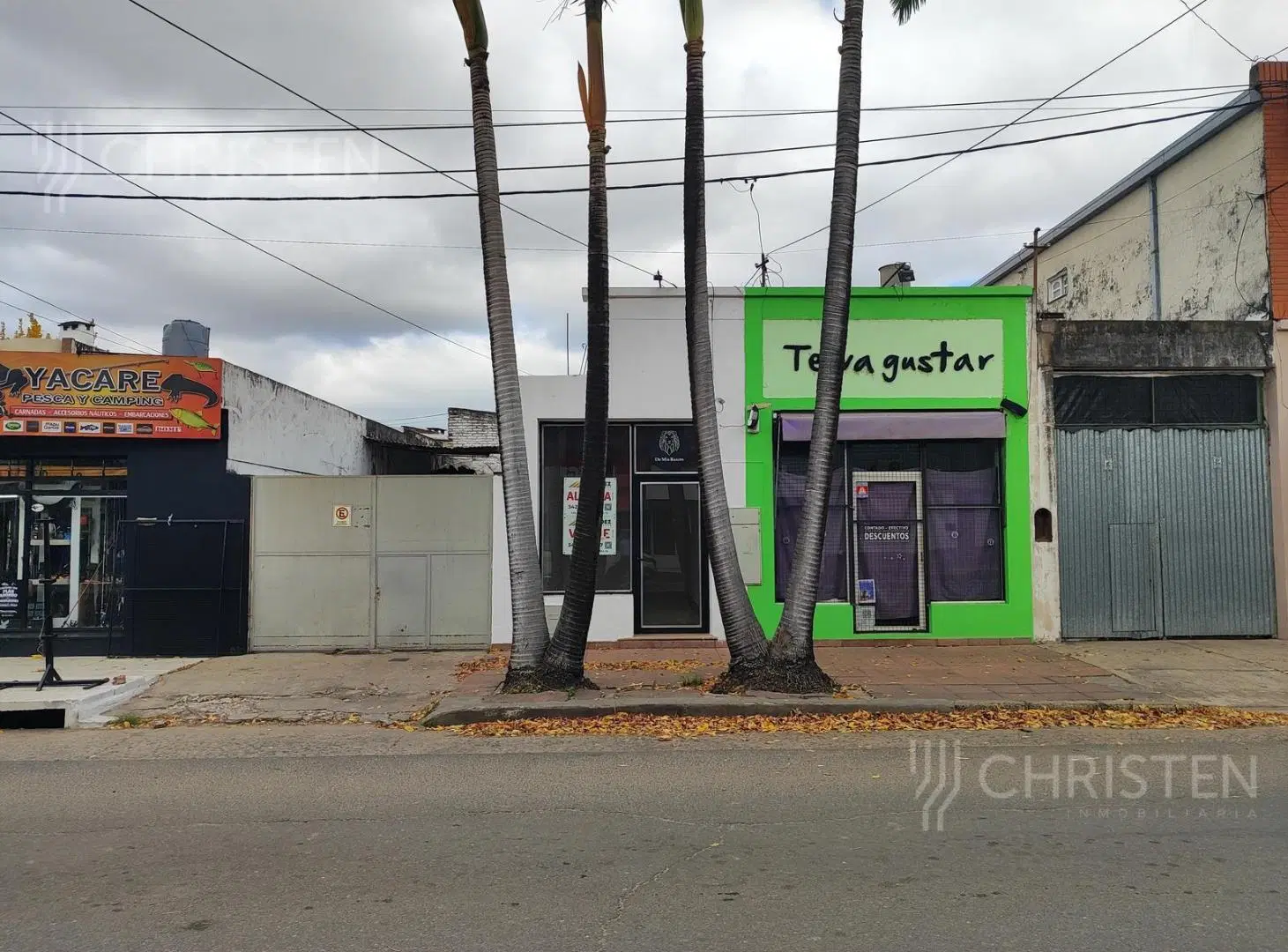 Casa de dos dormitorios cochera con 2 salones en venta Barrio Gimnasia Esgrima de Ciudadela 4
