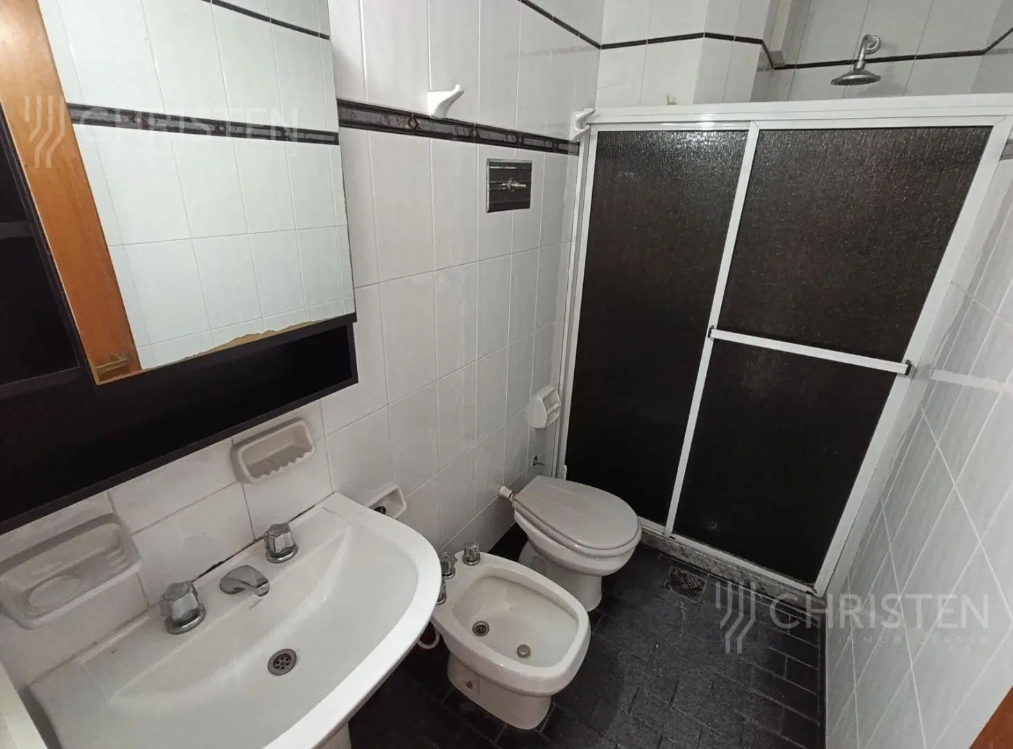 Departamento con cochera EN ALQUIER 2