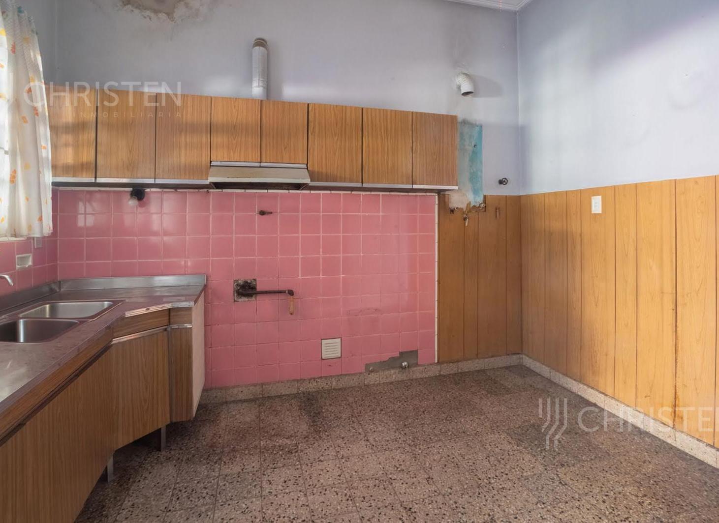 Foto de Casa en venta con dos unidades de vivienda. A metros de Av. Facundo, imagen 5