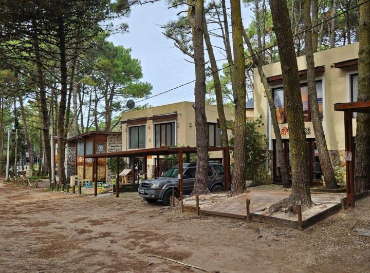 COMPLEJO COMERCIAL - MULTIFAMILIAR EN MAR DE LAS PAMPAS 2