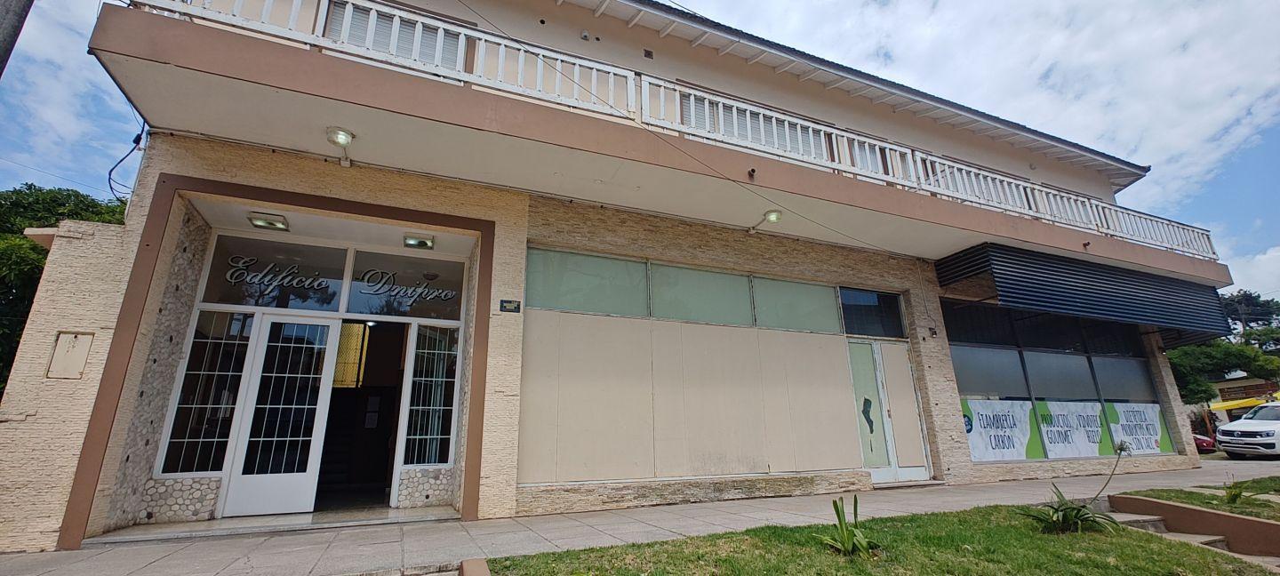 Amplio depto 2 amb