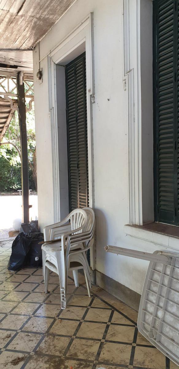 Foto de Casa en venta de 1.700 MTS en el centro de Monte Grande, imagen 2