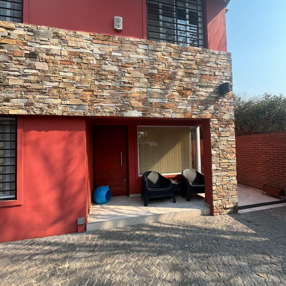 IMPERDIBLE CASA APTA A CREDITO!!!