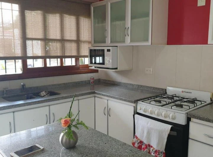 Foto de Maravillosa Casa A La Venta En Distinguida Zona!!, imagen 3
