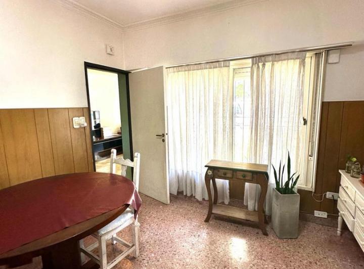 Foto de Casa en venta de 5 ambientes en Monte Grande, imagen 3