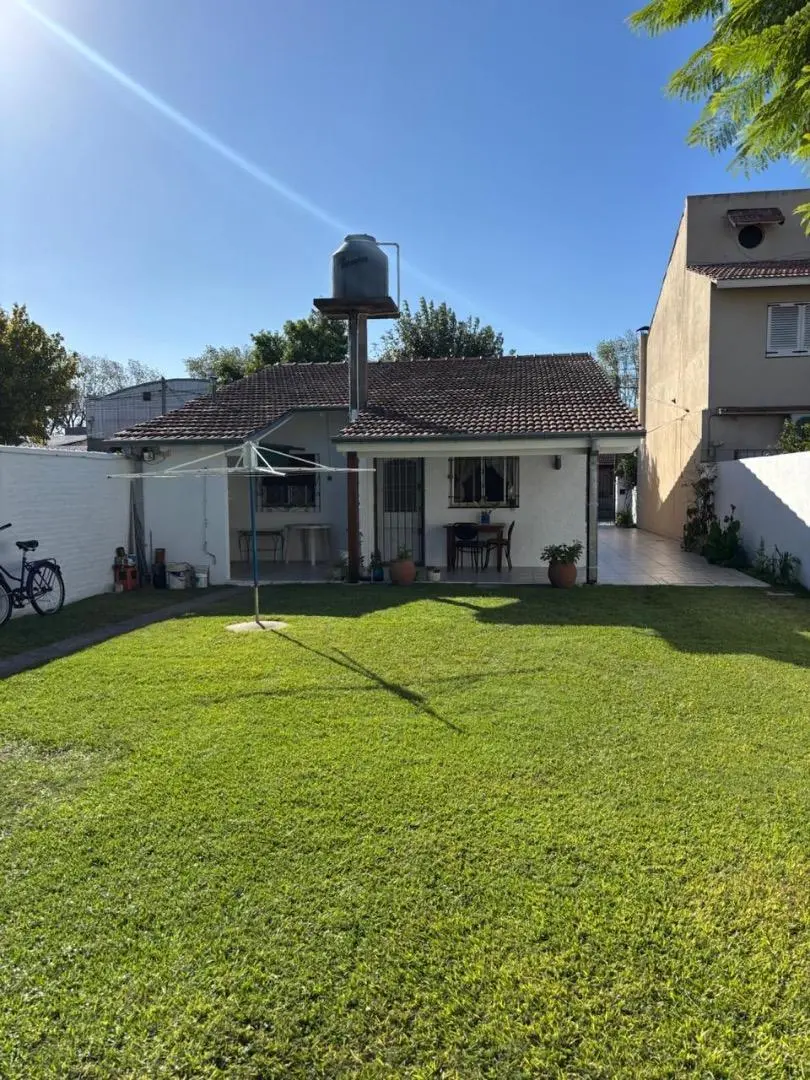 Casa en venta de 4 ambientes excelente ubicación 1