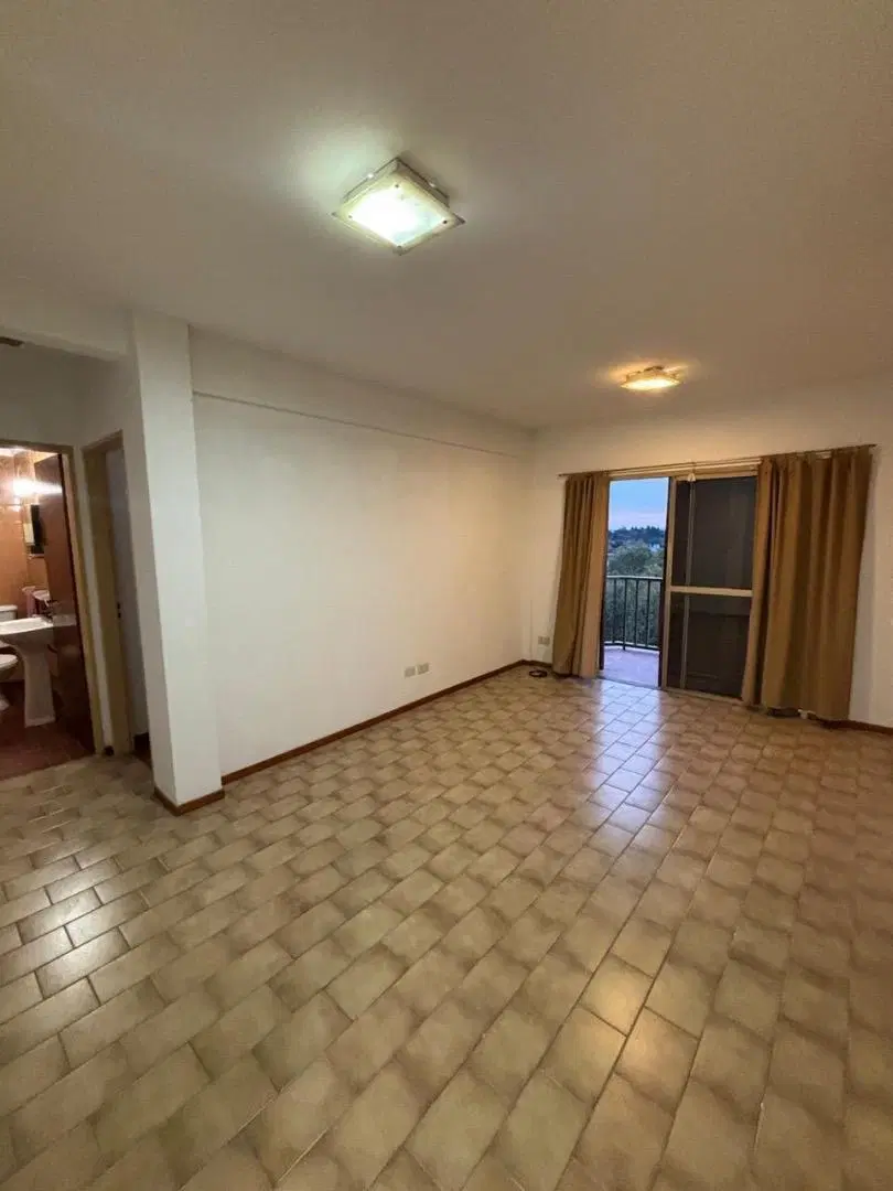 Departamento en venta de 2 ambientes en Monte Grande 3