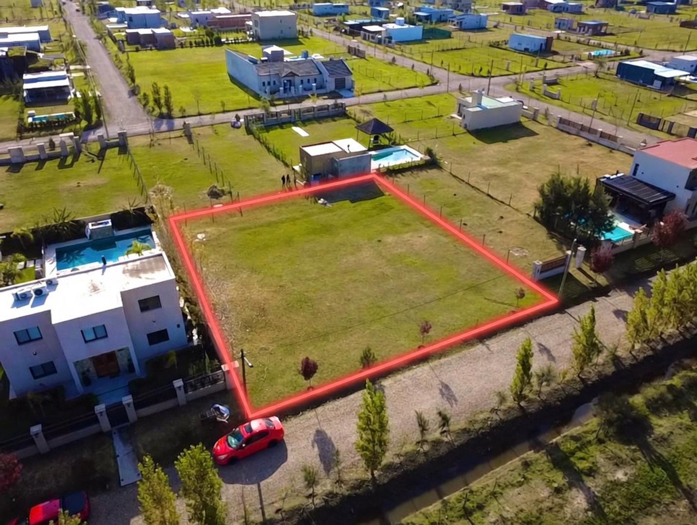Lote / terreno en venta en barrio semicerrado estilo campo