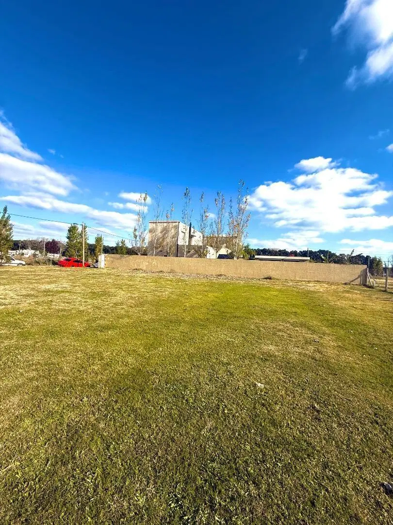Lote / terreno en venta en barrio semicerrado estilo campo 3