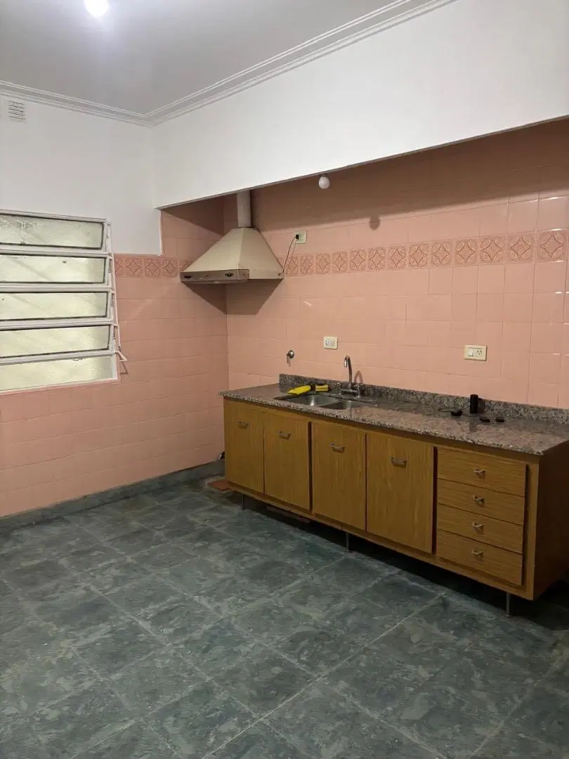 Casa en venta en José mármol apta a crédito 1