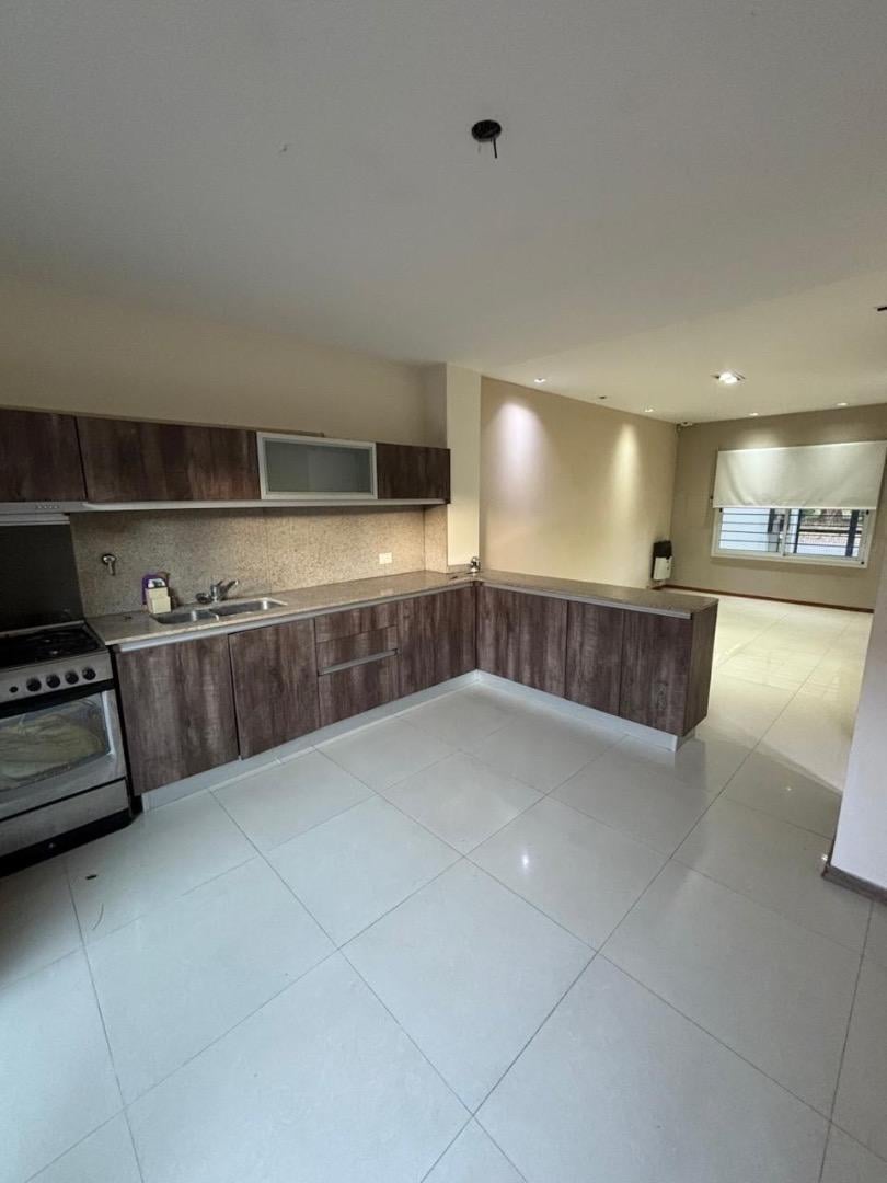 Foto de Duplex al frente moderno y totalmente individual en venta, imagen 3