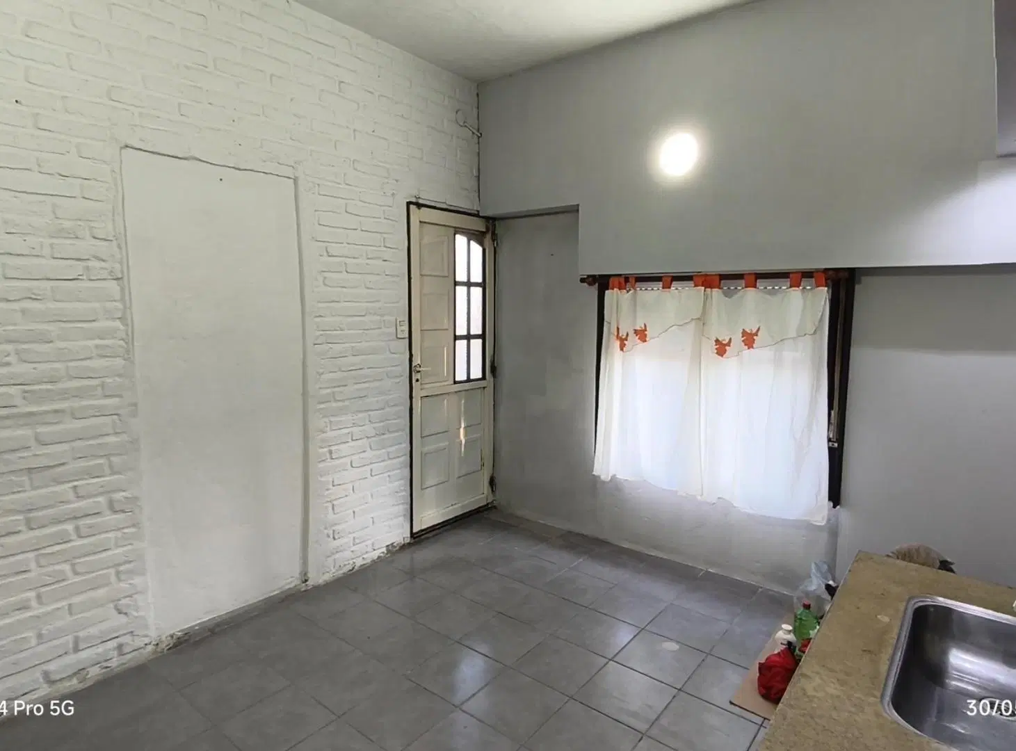 Departamento en alquiler en planta baja Luis Guillon 4