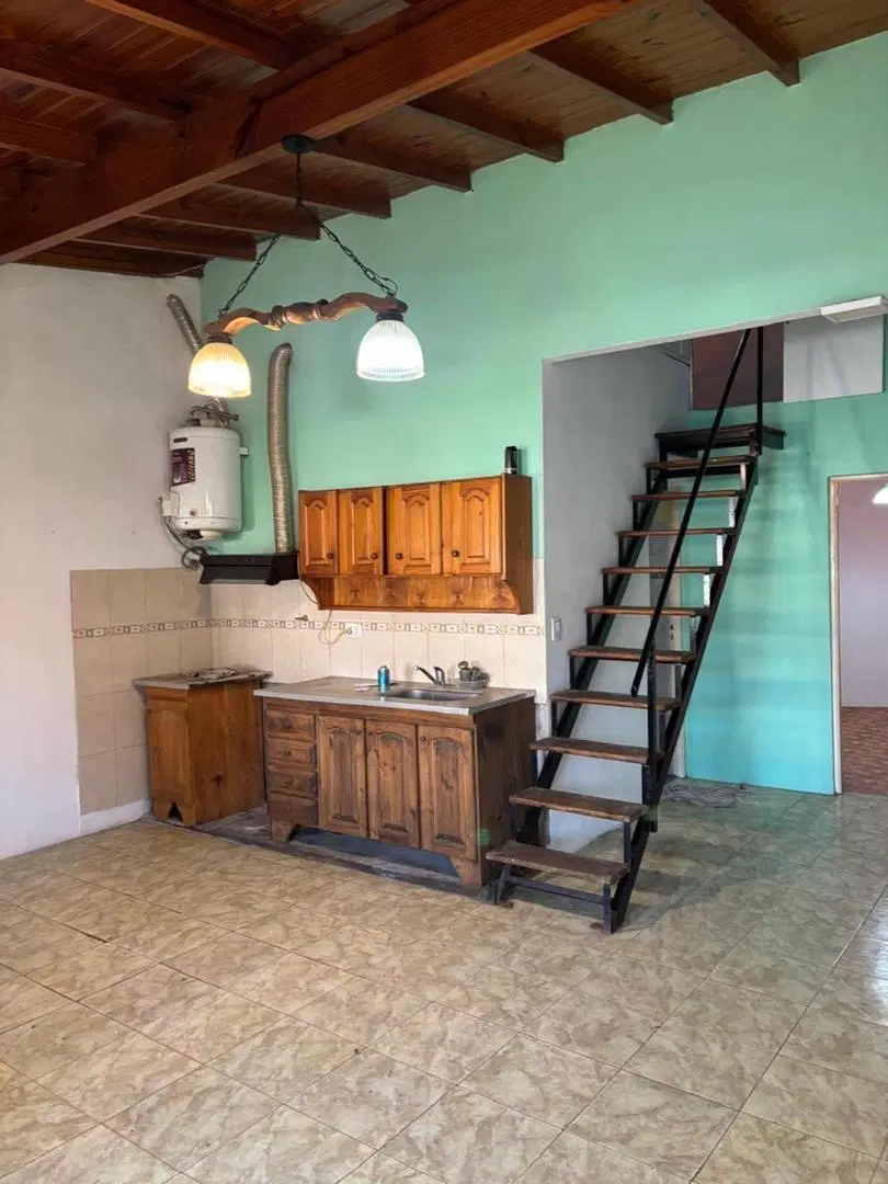 Casa En Alquiler En Luis Guillon 3