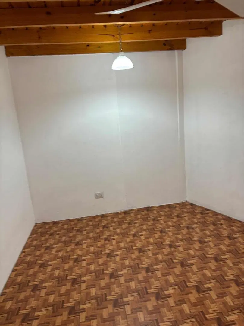 Casa En Alquiler En Luis Guillon 1