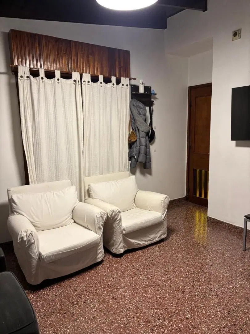 Casa en venta 4 ambientes en Av. Espora Adrogué 5